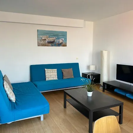 Gemini Superior & Yacht *