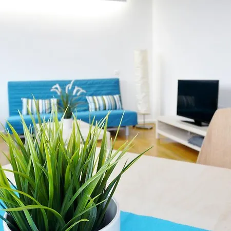 Gemini Superior & Yacht *