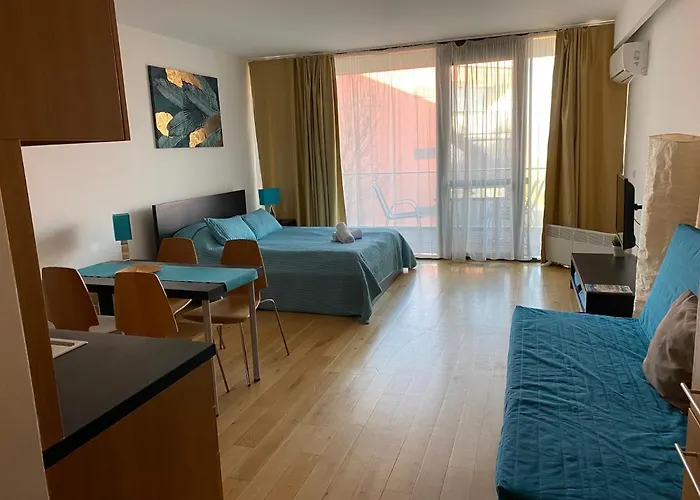 Gemini Superior & Yacht * 발라톤엘