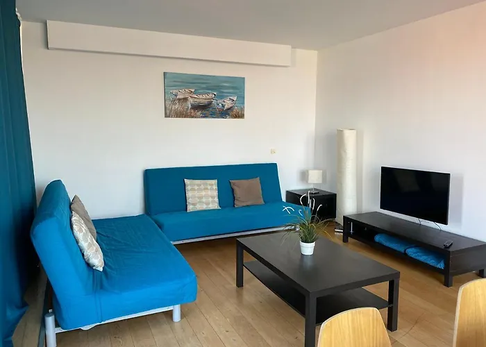 Gemini Superior & Yacht *