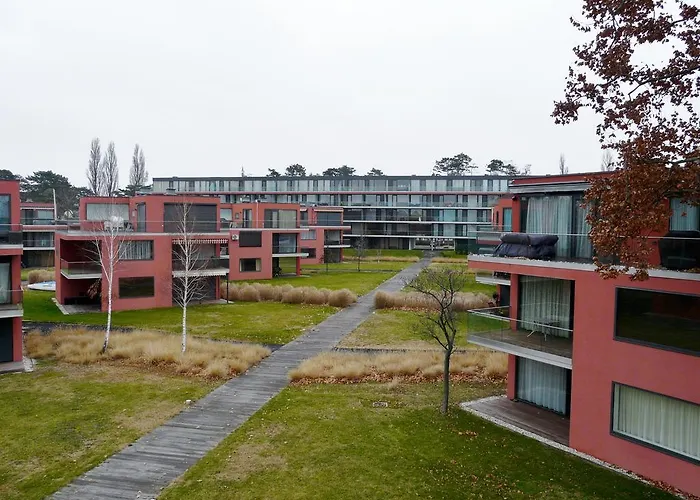 Gemini Superior & Yacht 발라톤엘