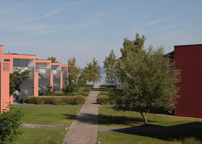 Gemini Superior & Yacht דירה *