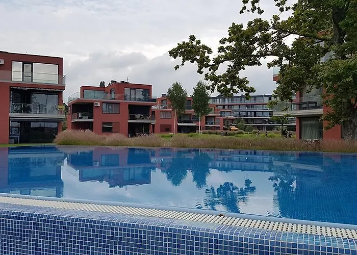 Gemini Superior & Yacht דירה בלטונללה